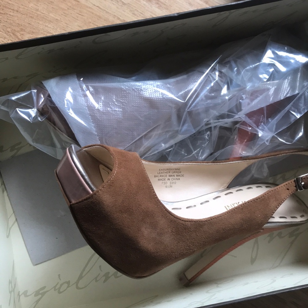 Enzo Angiolini STILETTOS Brown cognac suede NEWINBX , 6 1/2 NARROW club cocktail